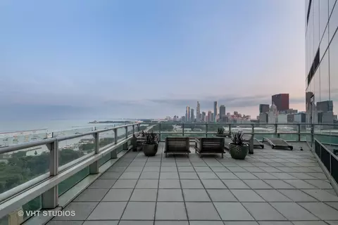 340 E Randolph St #1503, Chicago, IL 60601 photo 10