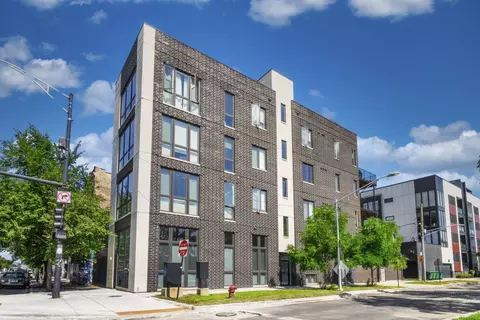 2352 W Potomac Ave #2, Chicago, IL 60622