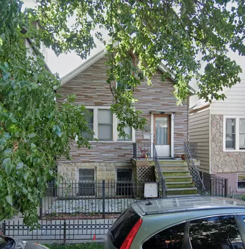 2921 W Lyndale St, Chicago, IL 60647