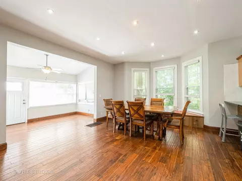402 N Main St, Algonquin, IL 60102 photo 10