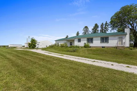 Exterior - 1029 County Road 1500 E, Philo, IL 61864 photo 1 of 10