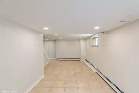 Living - 216 E 141st Pl, Dolton, IL 60419 photo 5 of 5