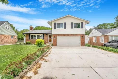 510 Mills St, Hinsdale, IL 60521