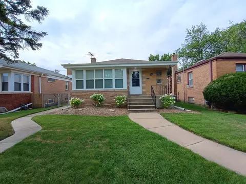 664 W 144th St, Riverdale, IL 60827