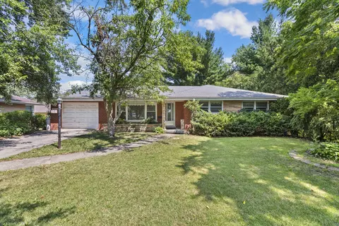 381 W Exchange St, Crete, IL 60417