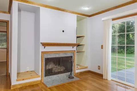 Living - 100 E Virginia Ave, Normal, IL 61761 photo 7 of 9