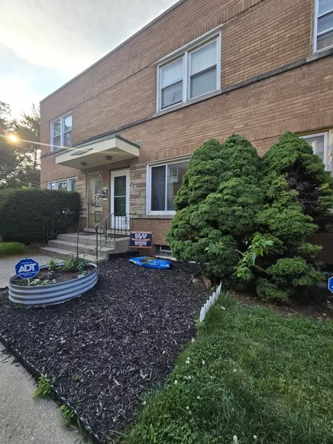 1007 S Oak Park Ave #E, Oak Park, IL 60304