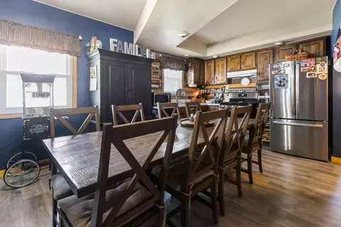 Dining - 306 E 9th St, Rock Falls, IL 61071 photo 1 of 2