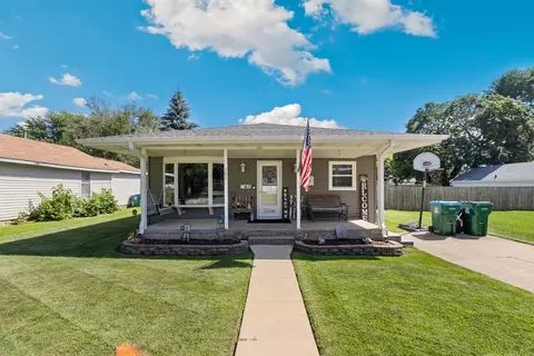 306 E 9th St, Rock Falls, IL 61071