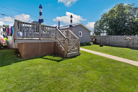Exterior - 306 E 9th St, Rock Falls, IL 61071 photo 8 of 8
