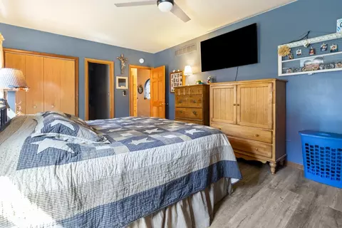 Bedroom - 306 E 9th St, Rock Falls, IL 61071 photo 2 of 5