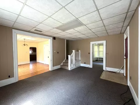 Living - 411 Depot St, Mazon, IL 60444 photo 2 of 4