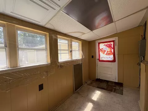 Entry Way - 411 Depot St, Mazon, IL 60444 photo 1 of 1