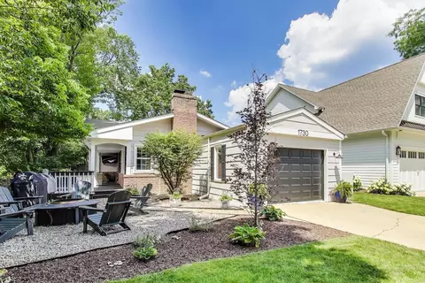 1730 Elm Ave, Northbrook, IL 60062