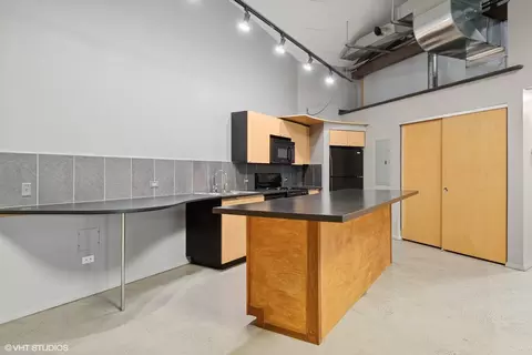 930 Pitner Ave #3, Evanston, IL 60202 photo 4