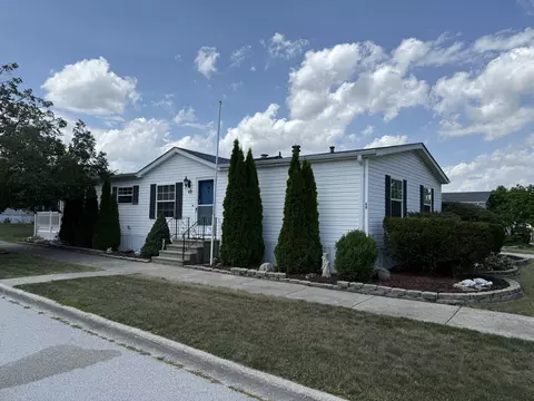 69 Petunia Cir, Matteson, IL 60443
