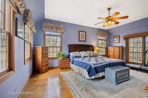 2418 Bennington Ln, Mchenry, IL 60050 photo 6