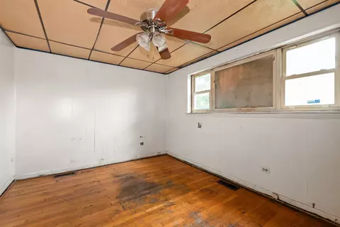 Bedroom - 513 E 87th St, Chicago, IL 60619 photo 3 of 3