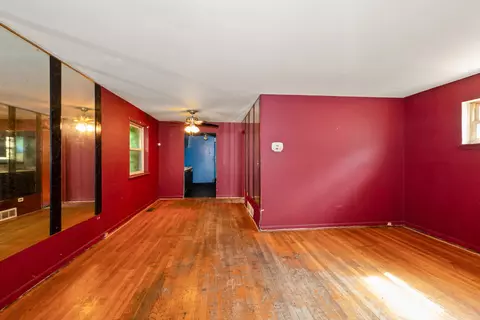 Living - 513 E 87th St, Chicago, IL 60619 photo 1 of 3