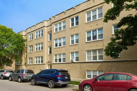2840 W Glenlake St #3D, Chicago, IL 60659