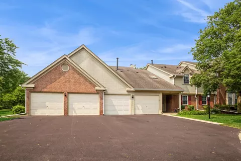 196 Camden Ct #W1, Schaumburg, IL 60194