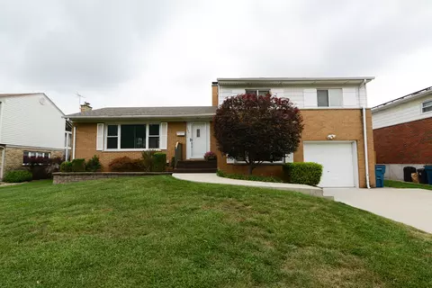 1560 Lee Ave, Melrose Park, IL 60160