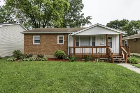 2215 Hermon Ave, Zion, IL 60099
