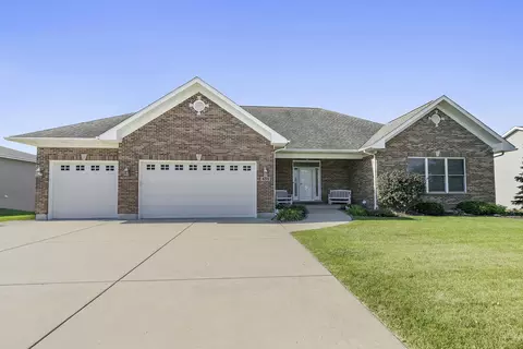431 Patricia Ln, Hampshire, IL 60140
