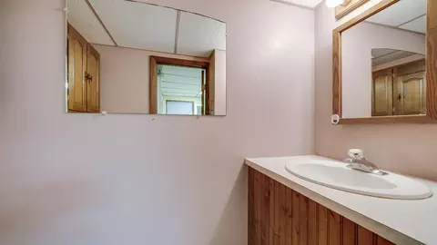 303 N Stanton St, Davis, IL 61019 photo 23