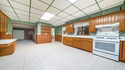 303 N Stanton St, Davis, IL 61019 photo 8