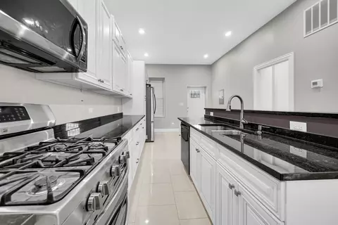 Kitchen - 5757 S Aberdeen St, Chicago, IL 60621 photo 1 of 2