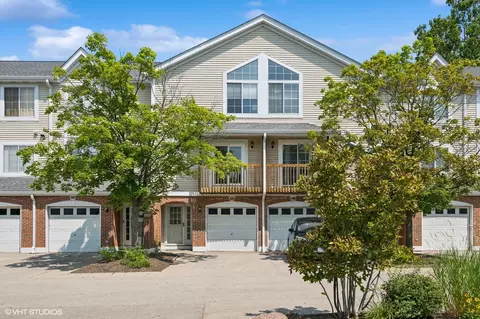 204 E Parallel St, Palatine, IL 60067
