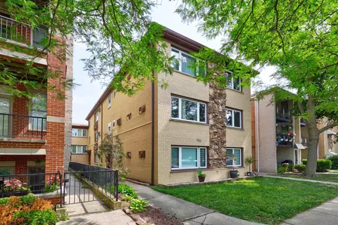 5472 W Higgins Ave #1A, Chicago, IL 60630