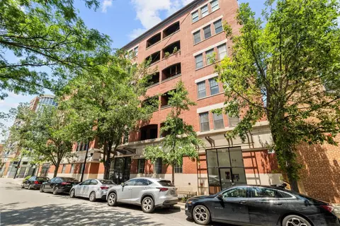 1148 W Monroe St #6NE, Chicago, IL 60607
