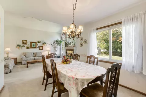 Dining - 6068 Morningside Ct, Gurnee, IL 60031 photo 2 of 3