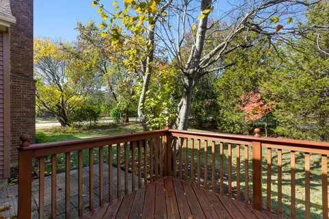 Exterior - 6068 Morningside Ct, Gurnee, IL 60031 photo 3 of 4