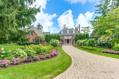 900 Lake St, Libertyville, IL 60048
