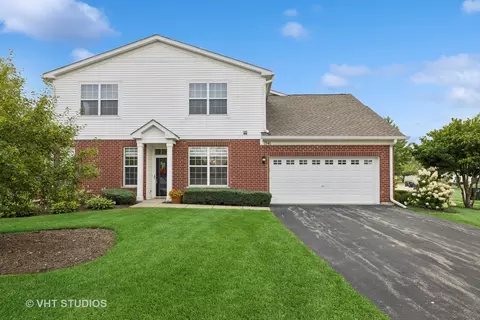 1541 Matthew Dr #1, Algonquin, IL 60102