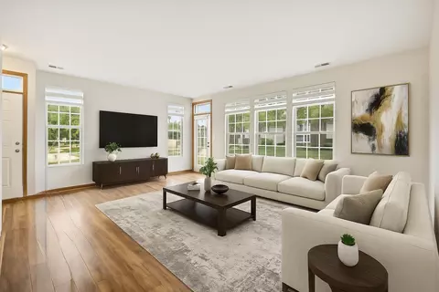 Living - 1541 Matthew Dr #1, Algonquin, IL 60102 photo 1 of 3