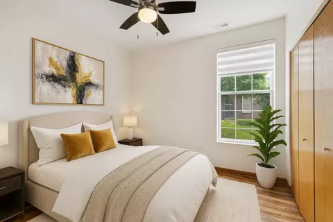 Bedroom - 1541 Matthew Dr #1, Algonquin, IL 60102 photo 2 of 3