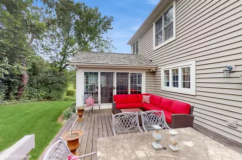 1055 White Pine Dr, Cary, IL 60013 photo 32