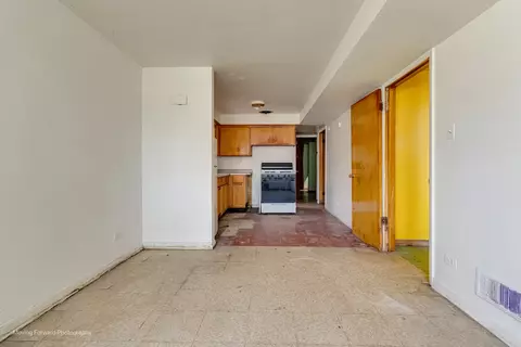 Living - 7652 W 63rd Pl, Summit, IL 60501 photo 1 of 4