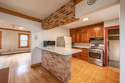 402 Orange St, Elgin, IL 60123 photo 11