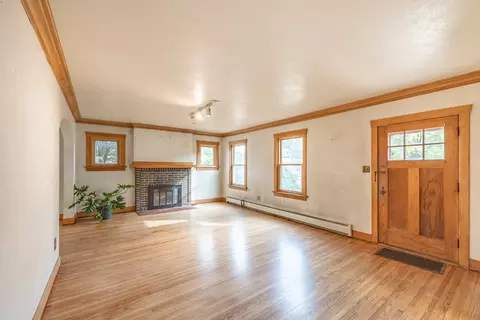 402 Orange St, Elgin, IL 60123 photo 6