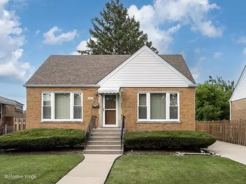 4029 Gremley Ter, Schiller Park, IL 60176