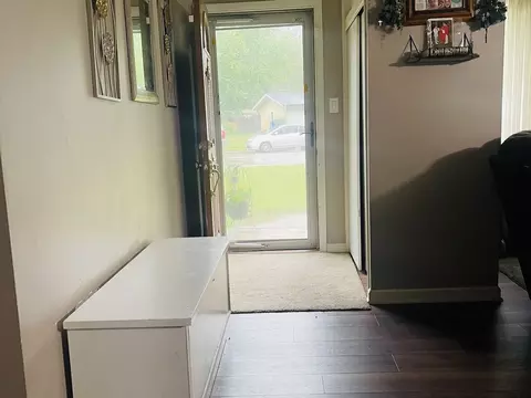 Entry Way - 36 Circle Dr E, Montgomery, IL 60538 photo 1 of 1