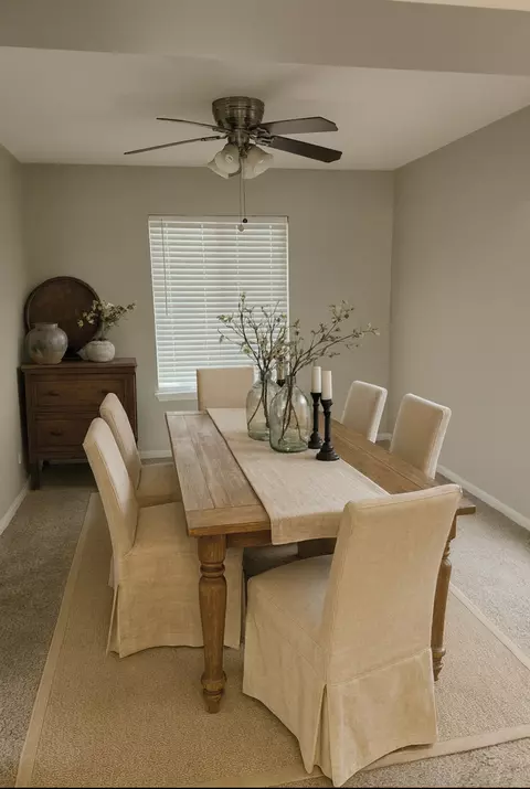 Dining - 825 Grant Dr, Minooka, IL 60447 photo 2 of 2