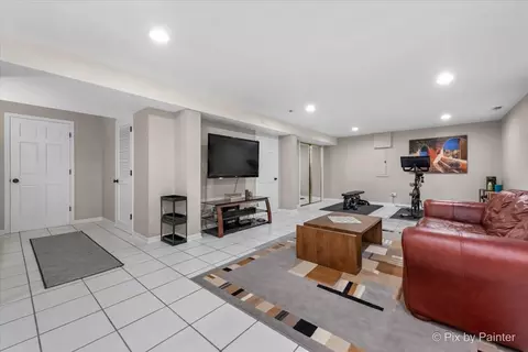 7204 Chestnut Hills Dr, Burr Ridge, IL 60527 photo 32