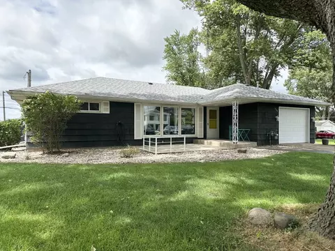 3150 River Rd, Kankakee, IL 60901