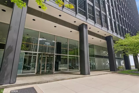 900 N Lake Shore Dr #2906, Chicago, IL 60611